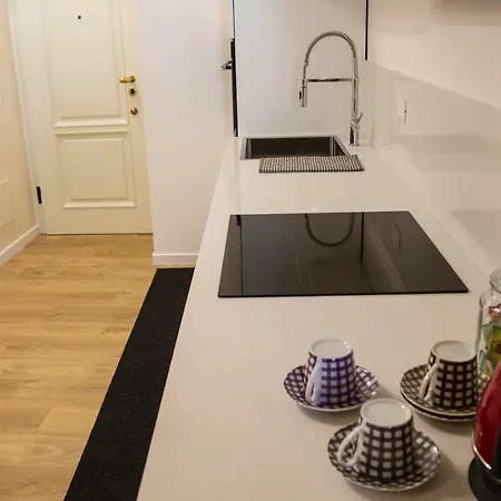 Lella's Apartment