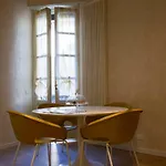 Lella's Lägenhet